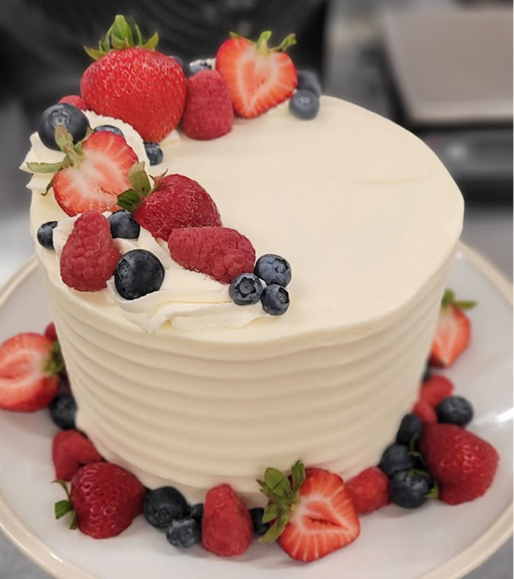 Berry Bloom Cake